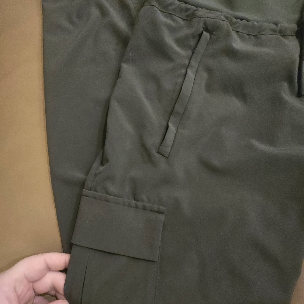 Athleta Women's Sutton Jogger In Arbor Olive- Size 4 - Picture 7 of 11